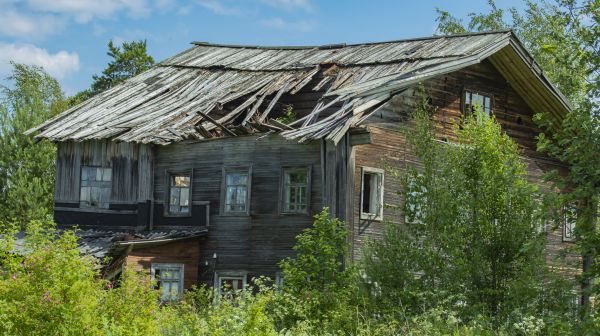 Cottage Demolition in Massillon